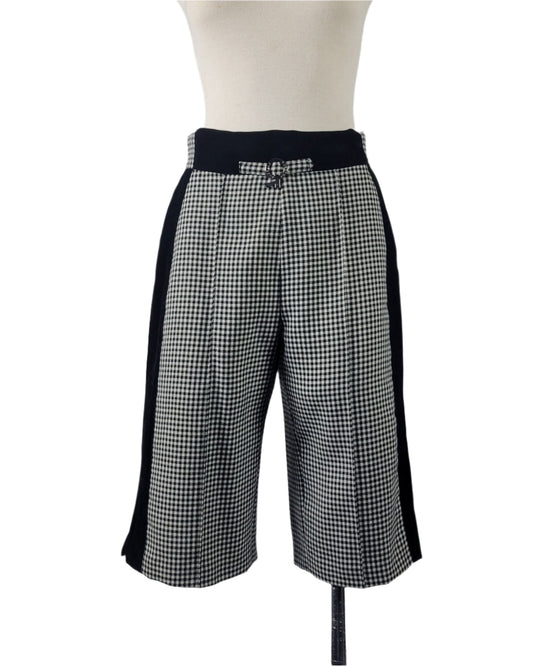 Short trousers "Doll"