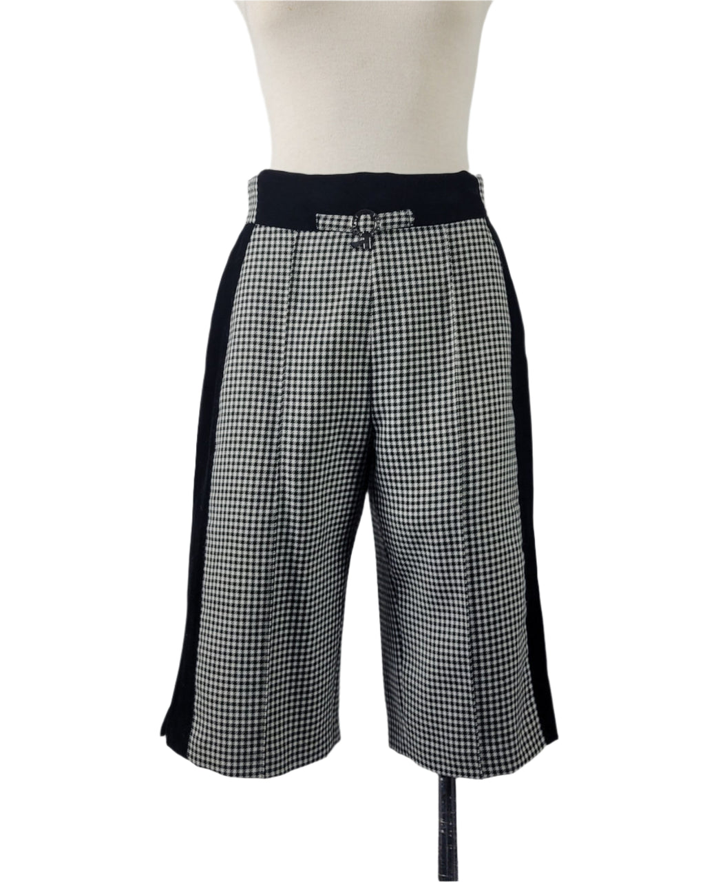 Short  trousers   "Doll"