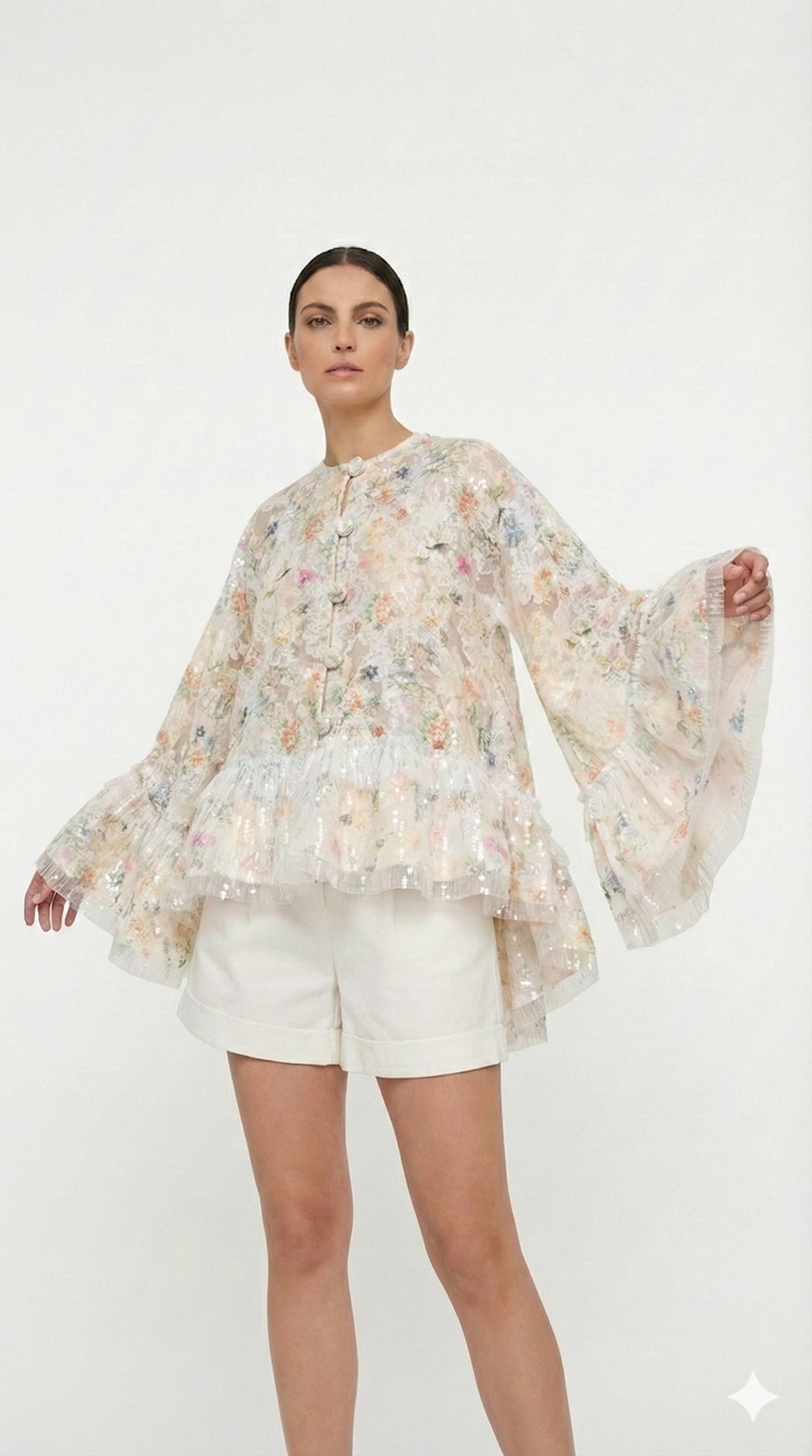 "Jardín Etéreo"  blusa floreada  con  Tul Bordado y Lentejuelas – Edición Limitada