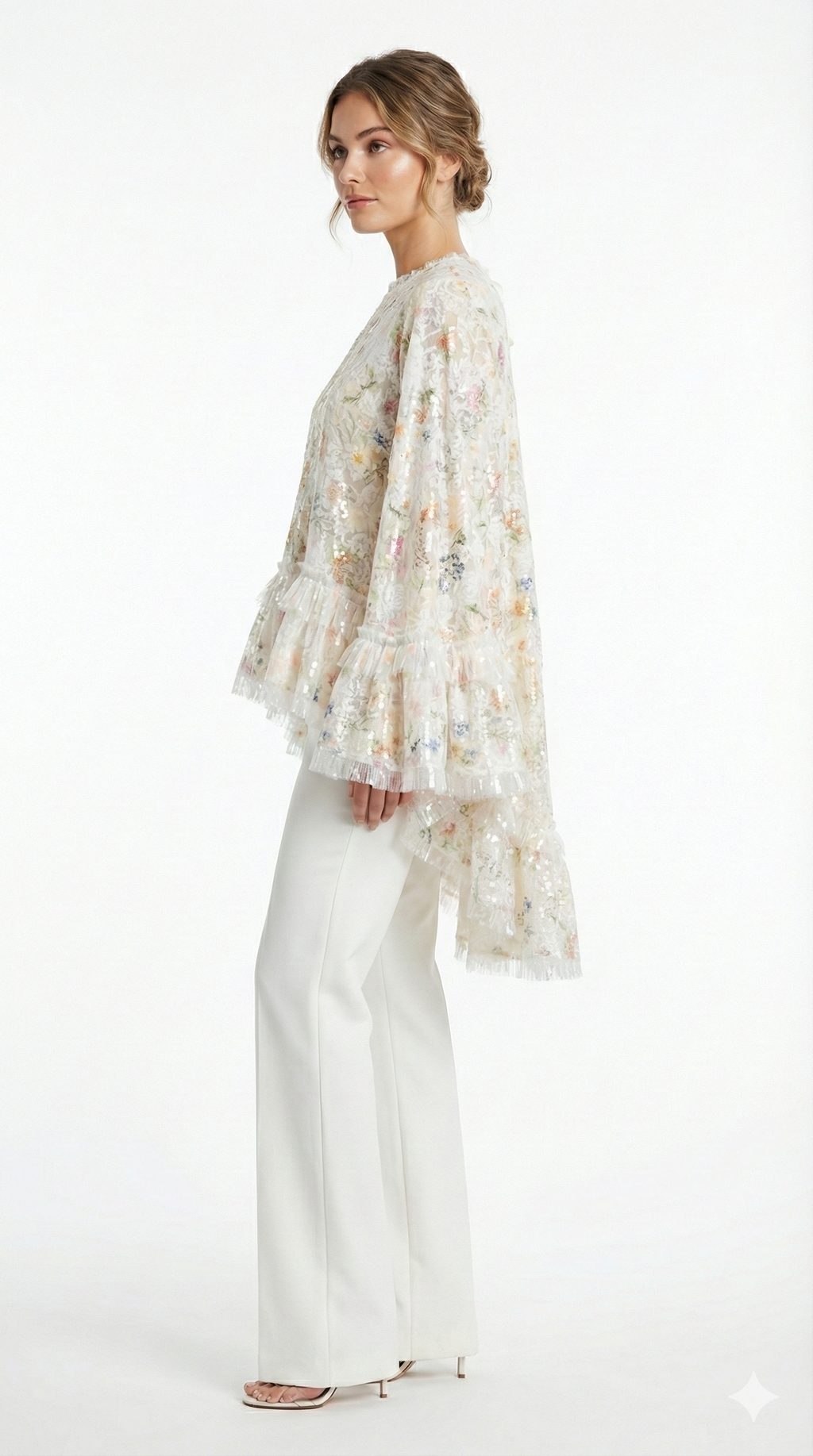 "Jardín Etéreo"  blusa floreada  con  Tul Bordado y Lentejuelas – Edición Limitada